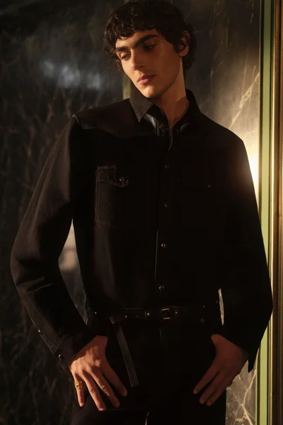 Look 7
